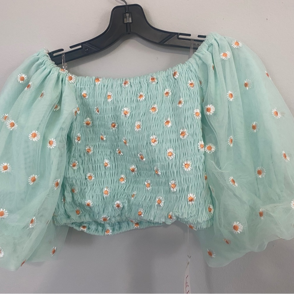 Puffer flower top